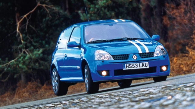 Clio Sport Models Explained - Clio 2 RS 182 Cup